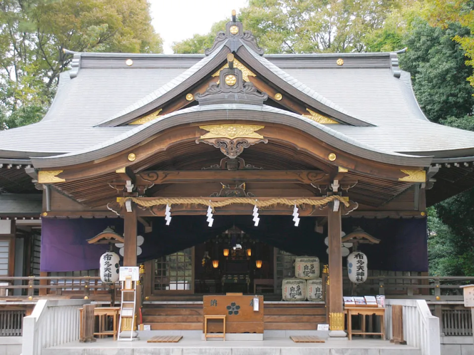 調布町の総鎮守 布多天神社
